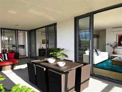 фото отеля Central Islington Apartments
