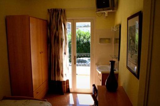 фото отеля Hostal Lleida