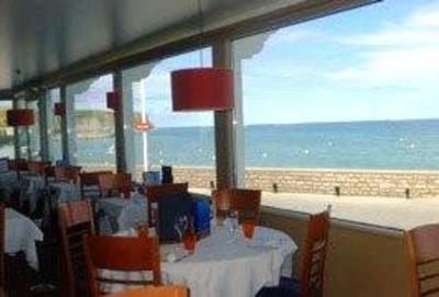 фото отеля Hotel De La Marine Arromanches-les-Bains