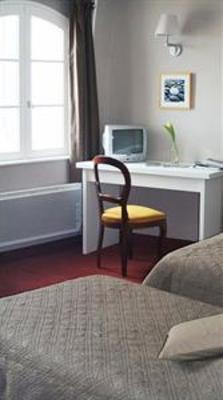 фото отеля Hotel De La Marine Arromanches-les-Bains