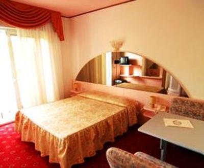 фото отеля Hotel Villa Luisa Lignano Sabbiadoro