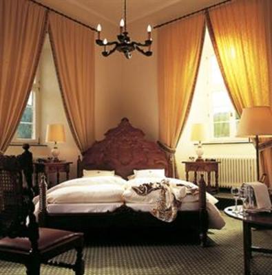 фото отеля Burg Schnellenberg Hotel Attendorn