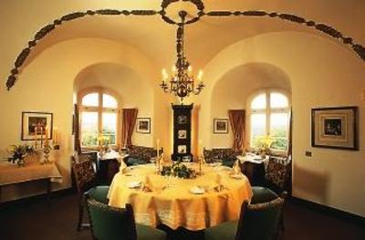 фото отеля Burg Schnellenberg Hotel Attendorn