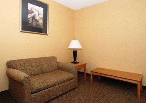фото отеля Comfort Suites Airport Louisville (Kentucky)