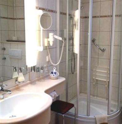 фото отеля Hotel Central Garni Bad Neuenahr-Ahrweiler