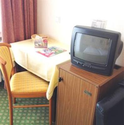 фото отеля Hotel Central Garni Bad Neuenahr-Ahrweiler