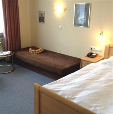 фото отеля Hotel Central Garni Bad Neuenahr-Ahrweiler