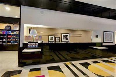 фото отеля Hampton Inn & Suites Chicago - Downtown
