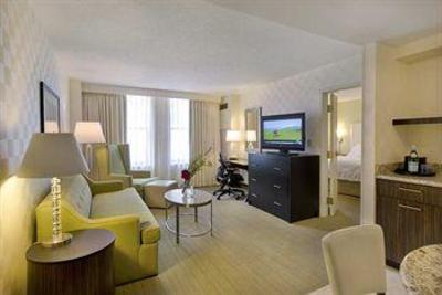 фото отеля Hampton Inn & Suites Chicago - Downtown