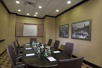 фото отеля Hampton Inn & Suites Chicago - Downtown