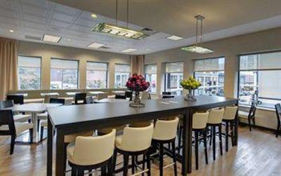 фото отеля Hampton Inn & Suites Chicago - Downtown