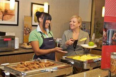 фото отеля Hampton Inn & Suites Chicago - Downtown
