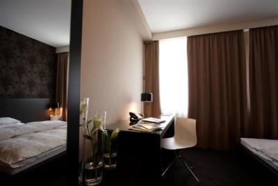 фото отеля Hotel Waldhorn Boblingen