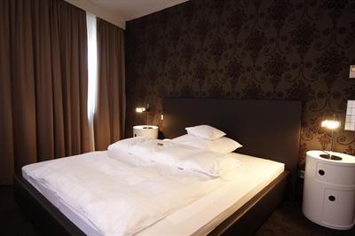 фото отеля Hotel Waldhorn Boblingen