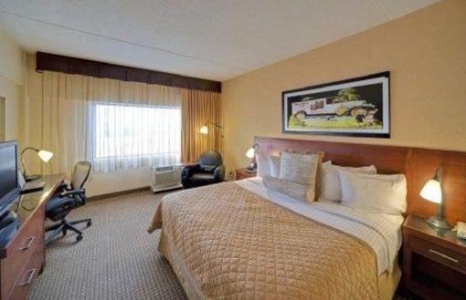 фото отеля Wyndham Garden Harrisburg