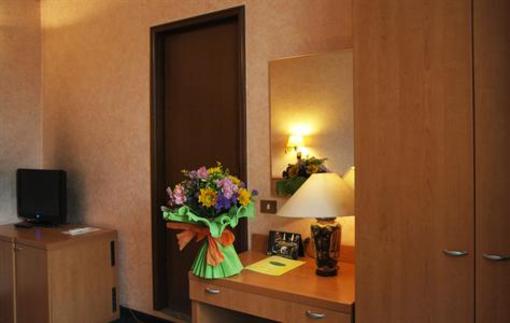 фото отеля Petit Hotel Piacenza