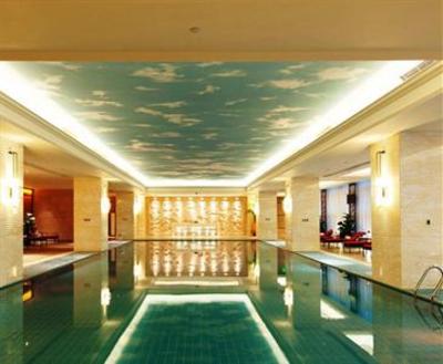 фото отеля Wyndham Grand Plaza Royale Colorful Yunnan Hotel