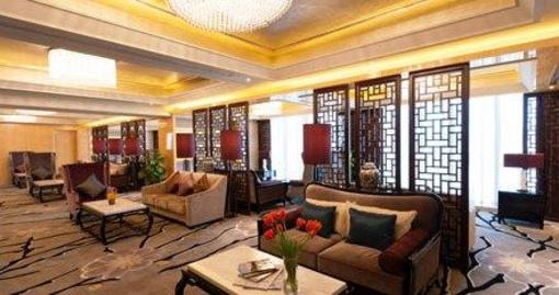 фото отеля Wyndham Grand Plaza Royale Colorful Yunnan Hotel