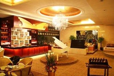 фото отеля East Lake Hotel