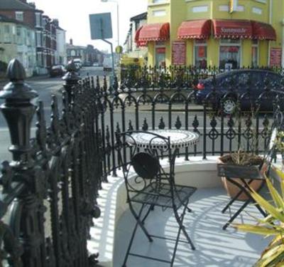 фото отеля Seamore Guest House Great Yarmouth