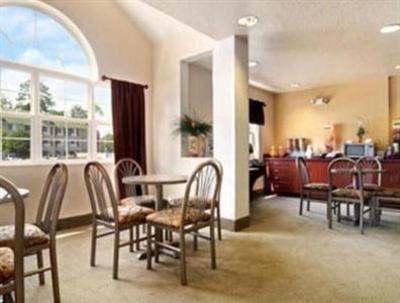 фото отеля Microtel Inn & Suites Marianna