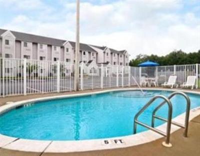фото отеля Microtel Inn & Suites Marianna