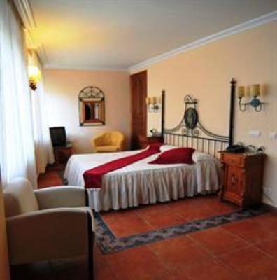 фото отеля Hotel Santo Domingo de Silos