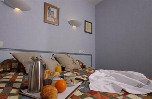 фото отеля Logis Auberge de la Providence