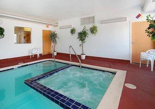 фото отеля Econo Lodge Airport Colorado Springs