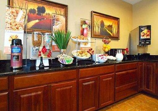 фото отеля Sleep Inn & Suites Hays