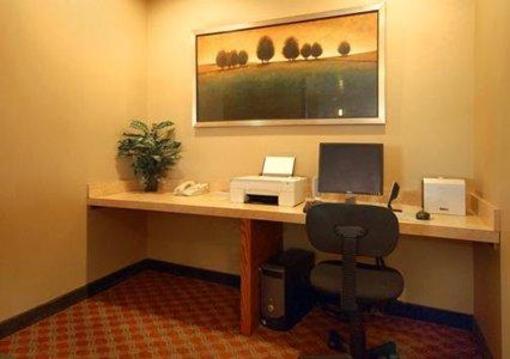 фото отеля Sleep Inn & Suites Hays