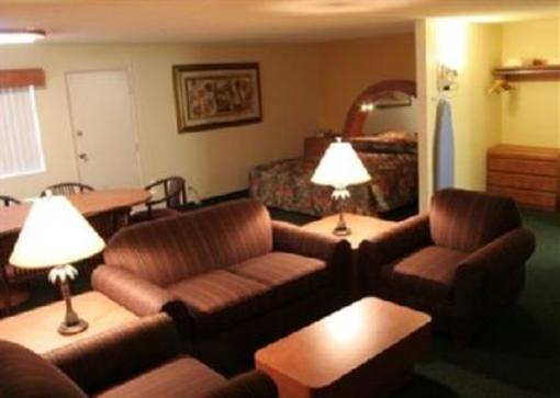 фото отеля University Inn & Suites Tallahassee