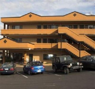 фото отеля University Inn & Suites Tallahassee