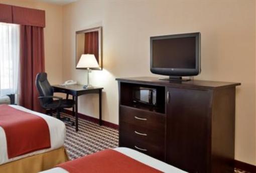 фото отеля Holiday Inn Express Hotel & Suites Laurel