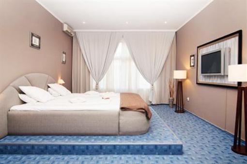 фото отеля Atlantic Hotel Oradea