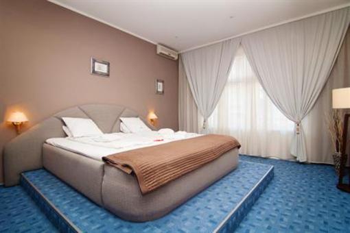 фото отеля Atlantic Hotel Oradea