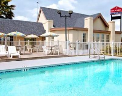 фото отеля Super 8 Lake City