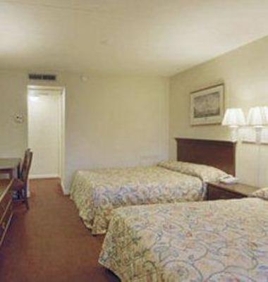 фото отеля Travelodge Virginia Beach