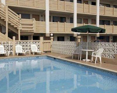 фото отеля Travelodge Virginia Beach