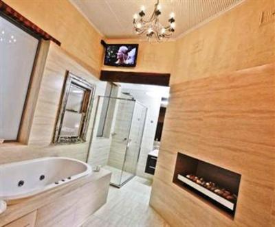 фото отеля Indulge Apartments Eighth