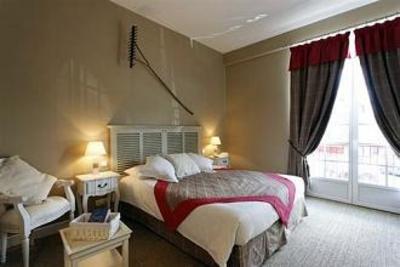 фото отеля Hotel Le Manoir De Beaulieu-sur-Dordogne