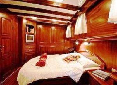фото отеля Plaghia Boat and Breakfast