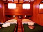 фото отеля Plaghia Boat and Breakfast
