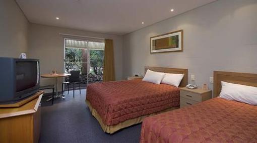 фото отеля Outback Pioneer Hotel & Lodge