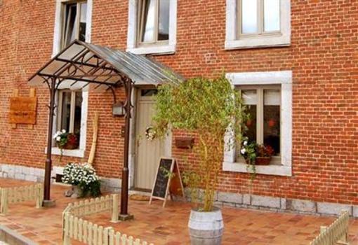 фото отеля Comme A La Ferme Bed And Breakfast Durbuy