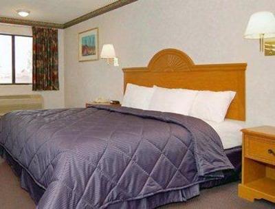 фото отеля Econo Lodge West