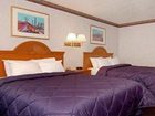 фото отеля Econo Lodge West