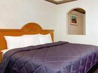 фото отеля Econo Lodge West