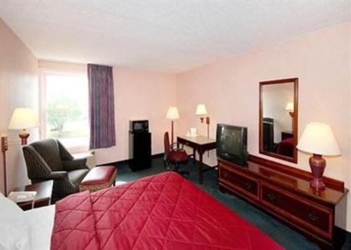 фото отеля Comfort Inn Virginia Horse Center