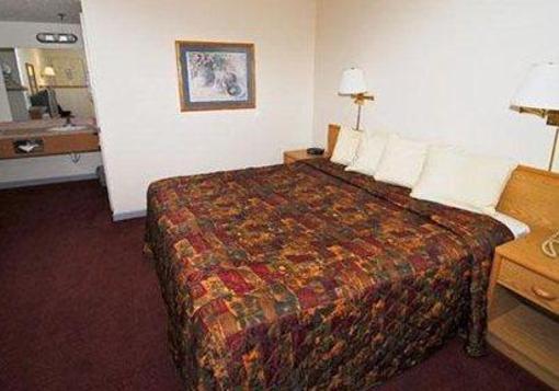 фото отеля Econo Lodge Inn & Suites Bellingham